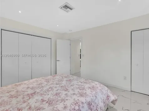 19225 NE 18th Avenue Miami FL 33179
