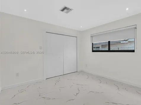 19225 NE 18th Avenue Miami FL 33179