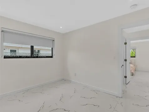 19225 NE 18th Avenue Miami FL 33179