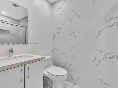 19225 NE 18th Avenue Miami FL 33179