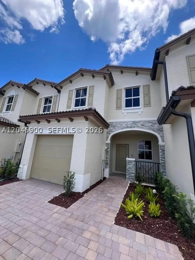 2655 SE SE 25 Terrace Homestead FL 33035