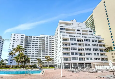 5005 Collins Avenue Miami Beach FL 33140
