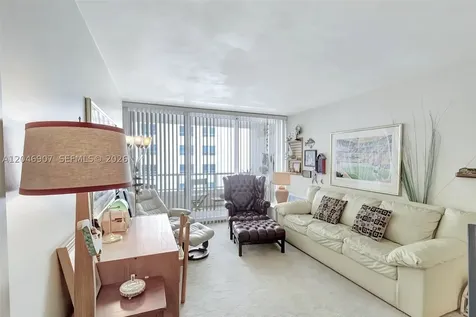 5005 Collins Avenue Miami Beach FL 33140