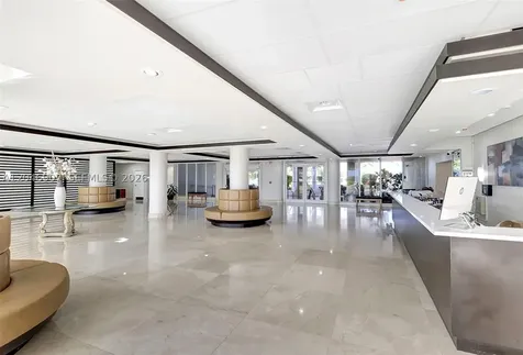5005 Collins Avenue Miami Beach FL 33140