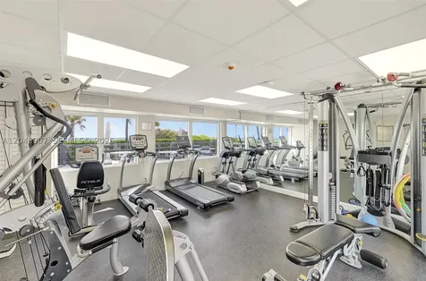 5005 Collins Avenue Miami Beach FL 33140