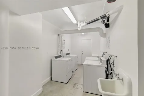 5005 Collins Avenue Miami Beach FL 33140