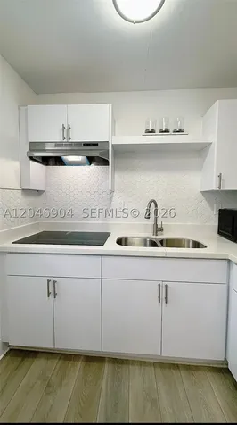 716 Michigan Avenue Miami Beach FL 33139