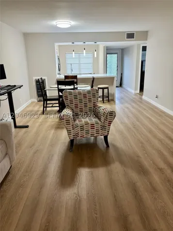 800 SW 125th Way Pembroke Pines FL 33027