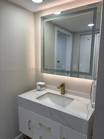800 SW 125th Way Pembroke Pines FL 33027
