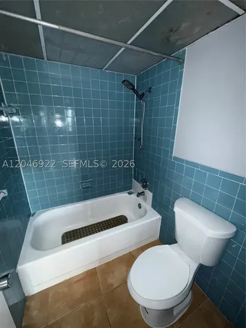 6960 Miami Gardens Drive Hialeah FL 33015