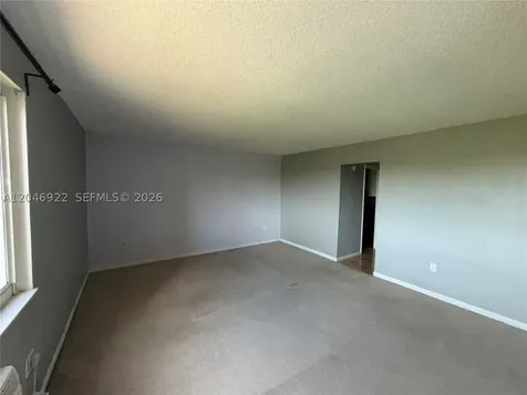 6960 Miami Gardens Drive Hialeah FL 33015