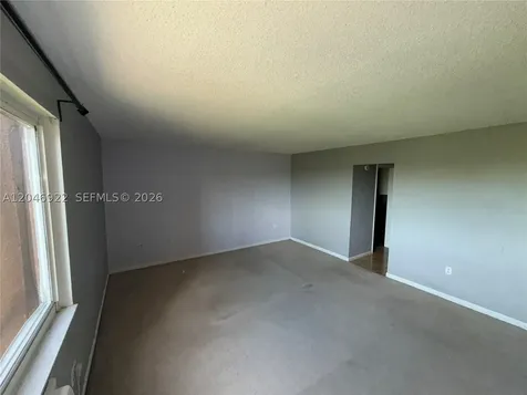 6960 Miami Gardens Drive Hialeah FL 33015