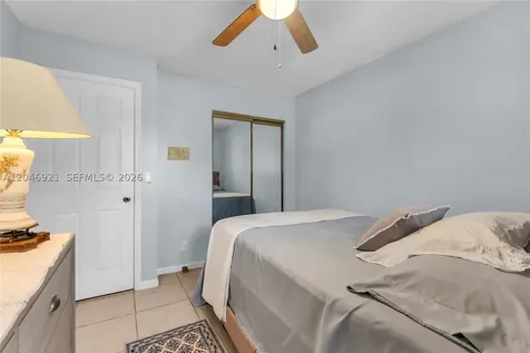 7421 SW 14th Court North Lauderdale FL 33068