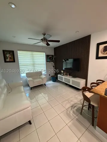 15986 SW 71st Terrace Miami FL 33193