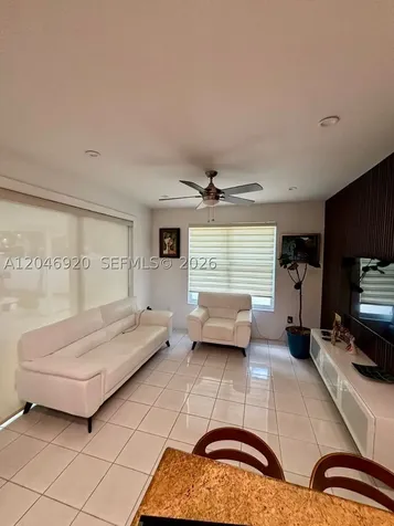 15986 SW 71st Terrace Miami FL 33193
