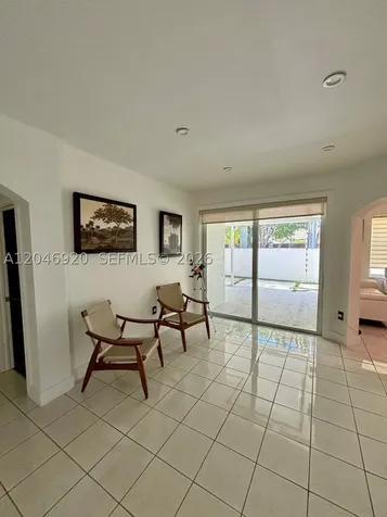 15986 SW 71st Terrace Miami FL 33193