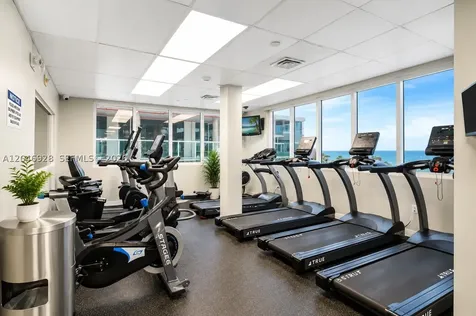 19201 Collins Avenue Sunny Isles Beach FL 33160