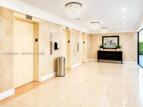 19201 Collins Avenue Sunny Isles Beach FL 33160
