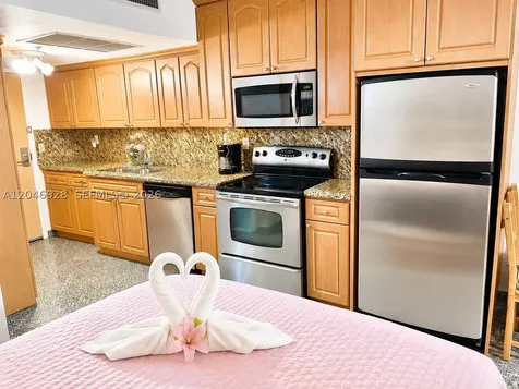 19201 Collins Avenue Sunny Isles Beach FL 33160