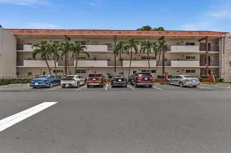 671 S Hollybrook Drive Pembroke Pines FL 33025