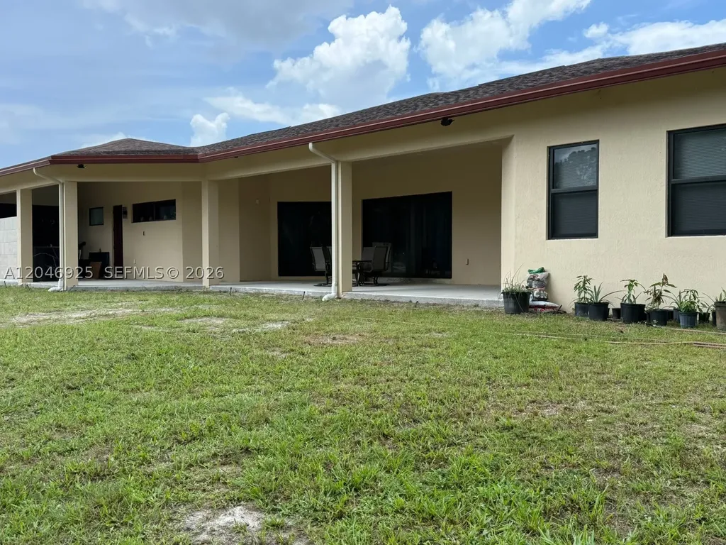 13085 N 78th Place N Loxahatchee FL 33412