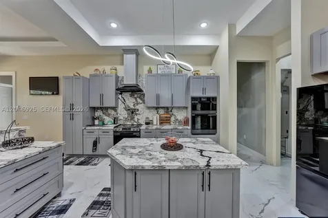 13085 N 78th Place N Palm Beach FL 33412