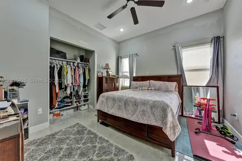 13085 N 78th Place N Palm Beach FL 33412