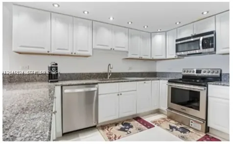 6039 Collins Avenue Miami Beach FL 33140