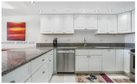 6039 Collins Avenue Miami Beach FL 33140