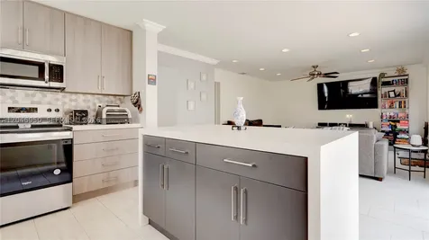 1237 NW 125th Terrace Sunrise FL 33323