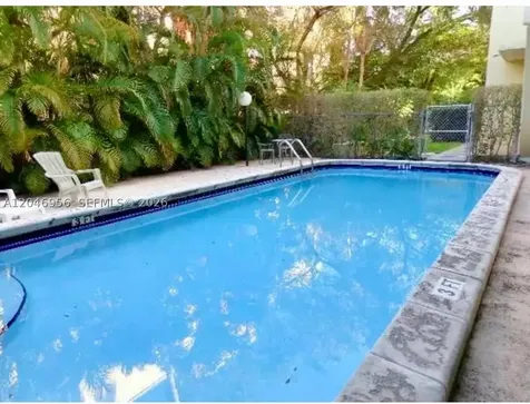 5839 SW 74th Terrace South Miami FL 33143