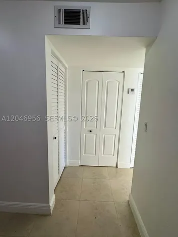 5839 SW 74th Terrace South Miami FL 33143
