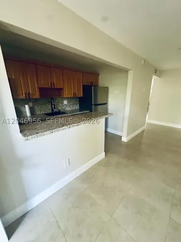 5839 SW 74th Terrace South Miami FL 33143