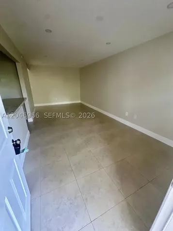 5839 SW 74th Terrace South Miami FL 33143