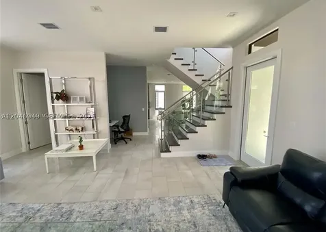 8256 NW 48th Terrace Doral FL 33166