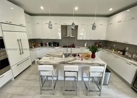 8256 NW 48th Terrace Doral FL 33166