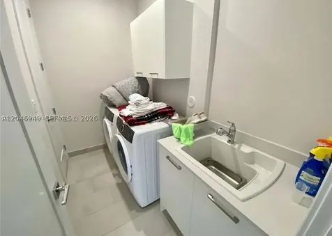 8256 NW 48th Terrace Doral FL 33166