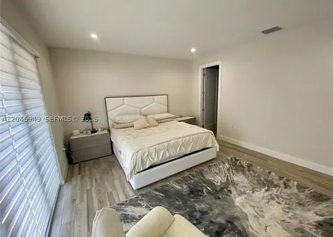 8256 NW 48th Terrace Doral FL 33166