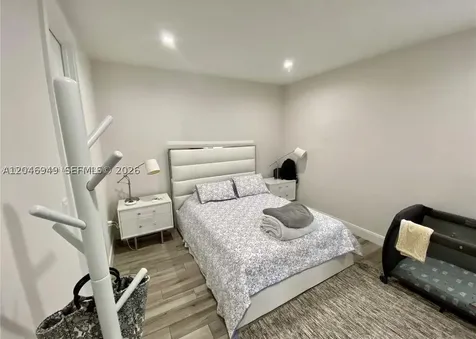 8256 NW 48th Terrace Doral FL 33166