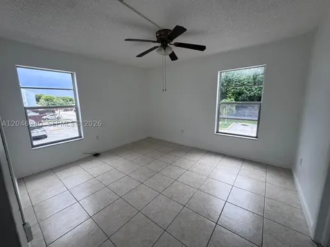 1725 W 60th Street Hialeah FL 33012