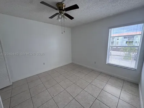1725 W 60th Street Hialeah FL 33012