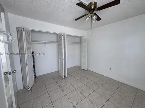 1725 W 60th Street Hialeah FL 33012