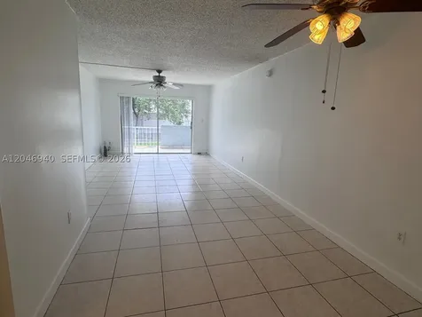 1725 W 60th Street Hialeah FL 33012