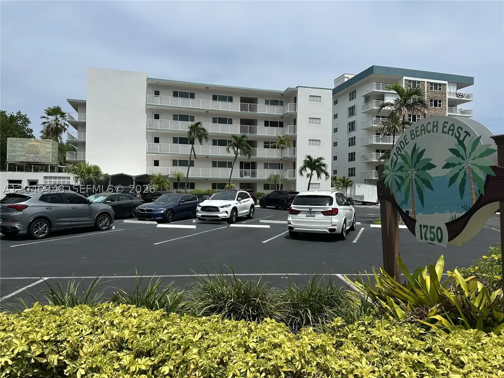 1750 S Ocean Boulevard Lauderdale By The Sea FL 33062