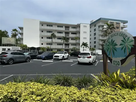 1750 S Ocean Boulevard Lauderdale By The Sea FL 33062