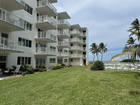 1750 S Ocean Boulevard Lauderdale By The Sea FL 33062