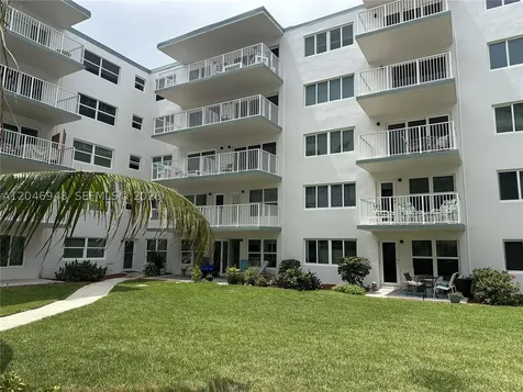 1750 S Ocean Boulevard Lauderdale By The Sea FL 33062