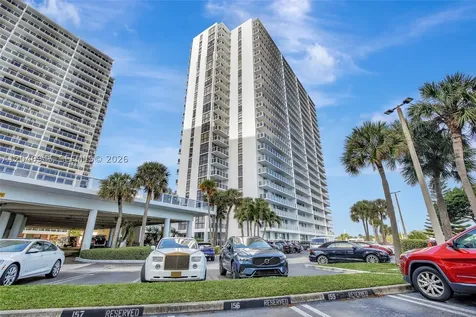 20515 E Country Club Drive Aventura FL 33180