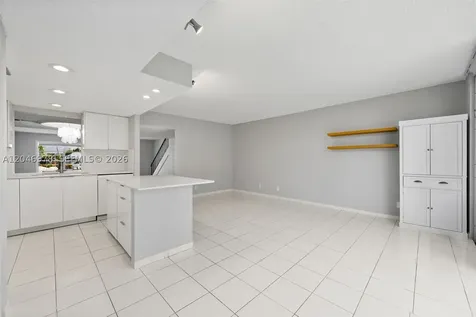 2408 NE 10th Street Hallandale Beach FL 33009