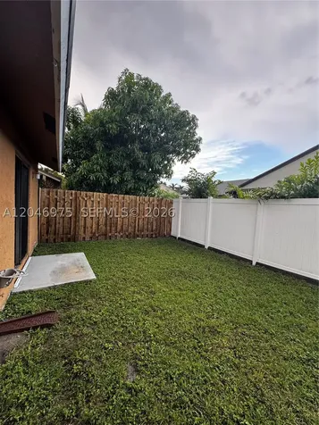 951 SW 109th Avenue Pembroke Pines FL 33025